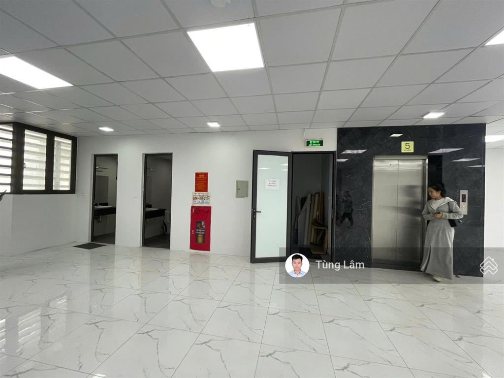 Cho thuê 170m2 văn phòng trung kính to, chỉ 23tr/tháng