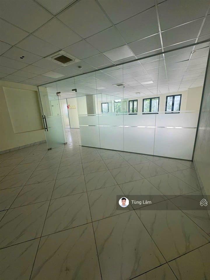 Cho thuê văn phòng trung kính, 100m2 sử dụng chỉ 15tr/tháng