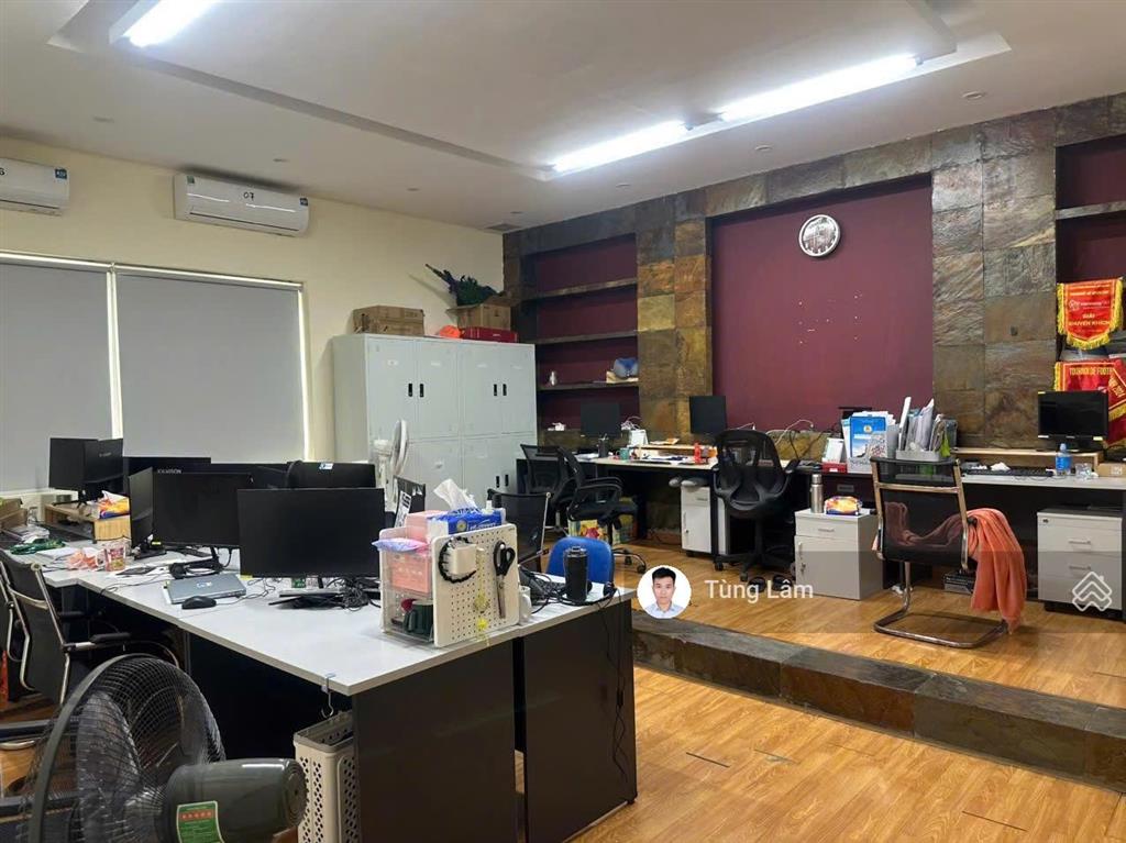 Chính chủ cho thuê văn phòng kim mã vị trí trung tâm, diện tích linh hoạt