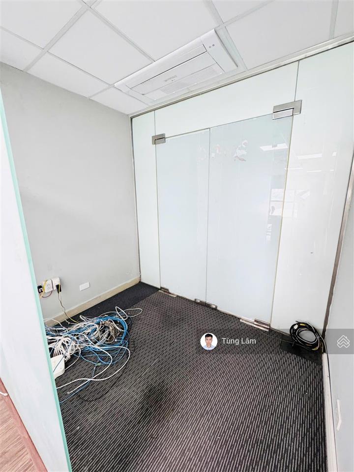 Cho thuê văn phòng tại hoàng đạo thúy 80m2 chỉ 14tr/tháng