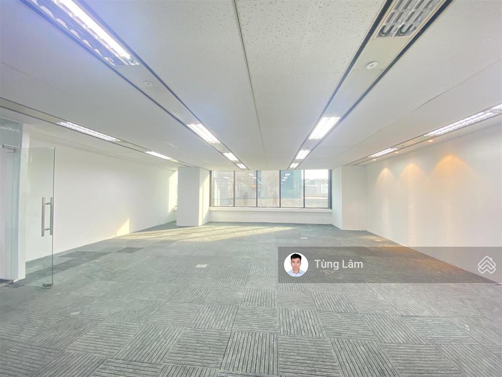 Cho thuê văn phòng charmvit, trần duy hưng. diện tích 200m2 có chia nhỏ.