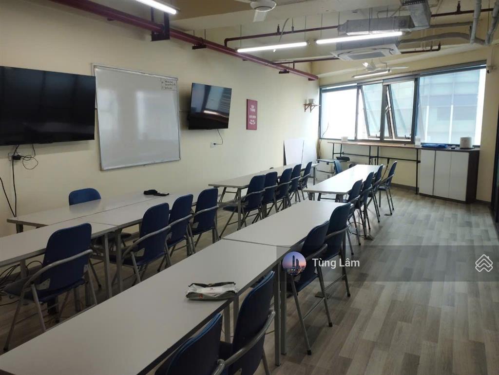 Cho thuê diện tích 400m2 toà nhà viwaseen nhượng nội thất chỉ 95tr
