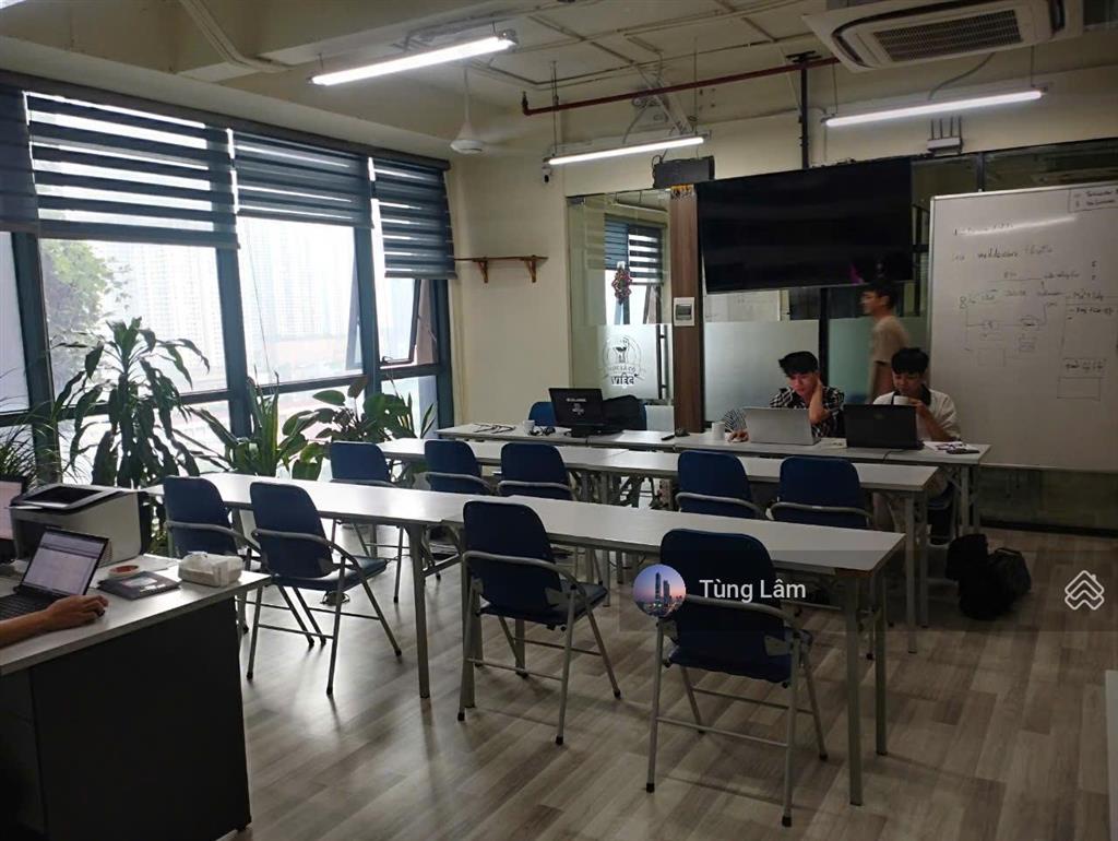 Cho thuê diện tích 400m2 toà nhà viwaseen nhượng nội thất chỉ 95tr