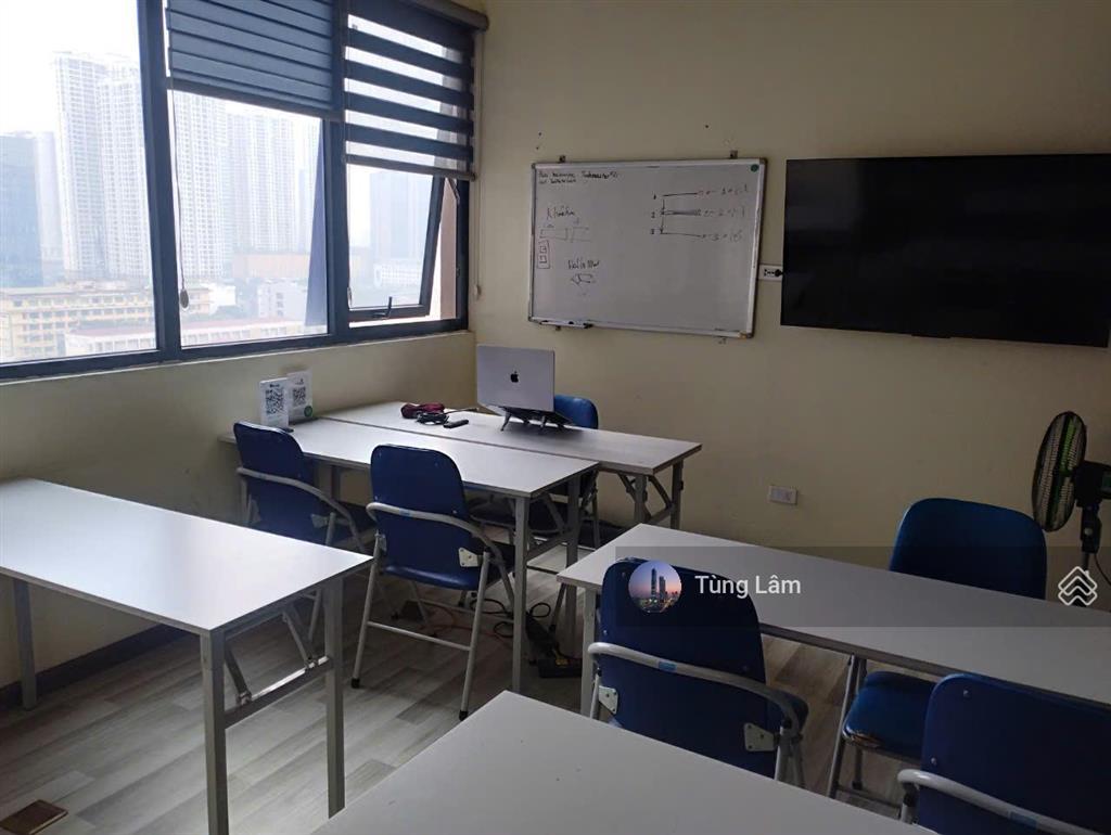 Cho thuê diện tích 400m2 toà nhà viwaseen nhượng nội thất chỉ 95tr