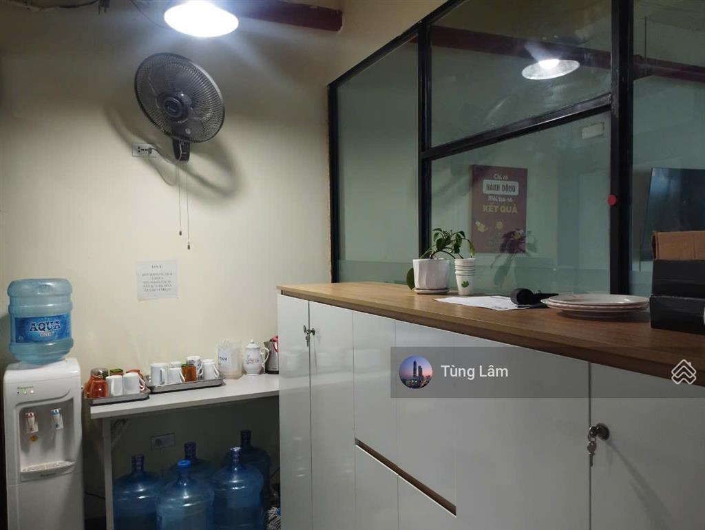 Cho thuê diện tích 400m2 toà nhà viwaseen nhượng nội thất chỉ 95tr