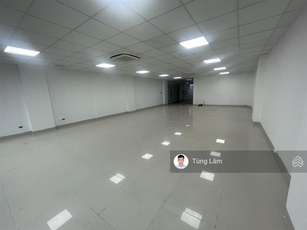 Cho thuê văn phòng phố lê văn lương 100m² giá chỉ 15tr/tháng