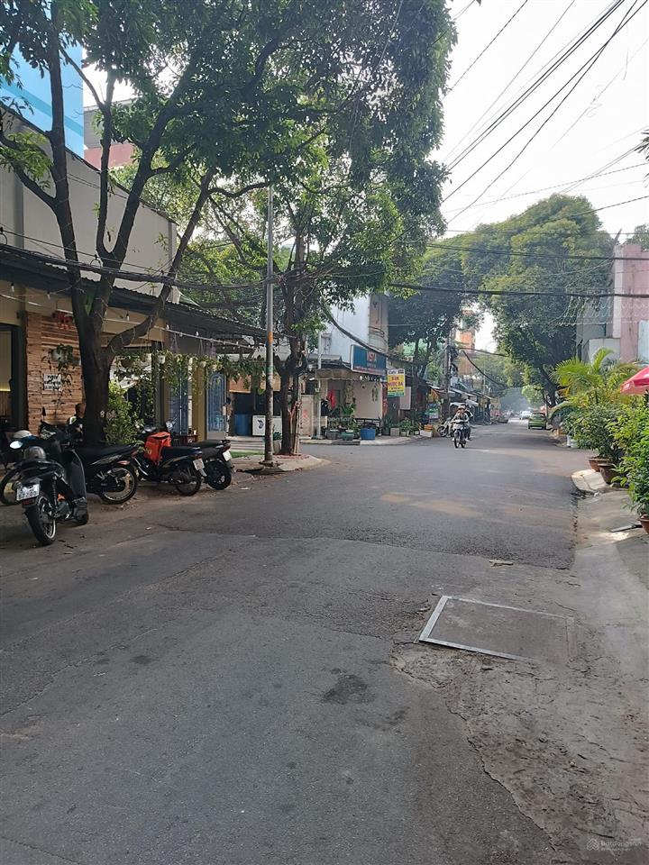 Nhà mặt tiền nội bộ. đường nguyễn văn ngọcp.tân thành,cấp 4 tiện dt 4.15x1m, giá 7.1tỷ bớt lộc