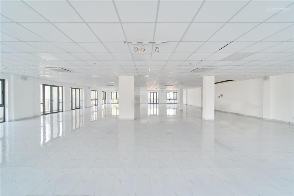 Cho thuê văn phòng đẹp, giá tốt, 400m2, 159 triệu, tại quốc hương, an khánh, q2, hcm