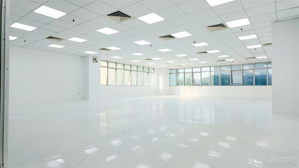 Văn phòng cho thuê diện tích 565m2 mặt tiền đường bùi thị xuân q1 giá hấp dẫn  0938 202 ***