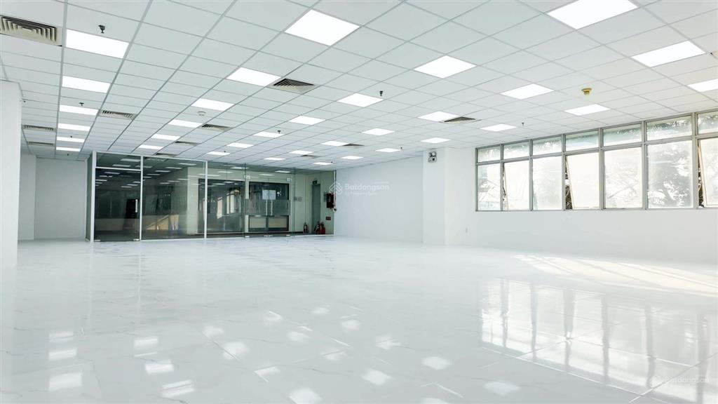 Văn phòng cho thuê diện tích 565m2 mặt tiền đường bùi thị xuân q1 giá hấp dẫn  0938 202 ***
