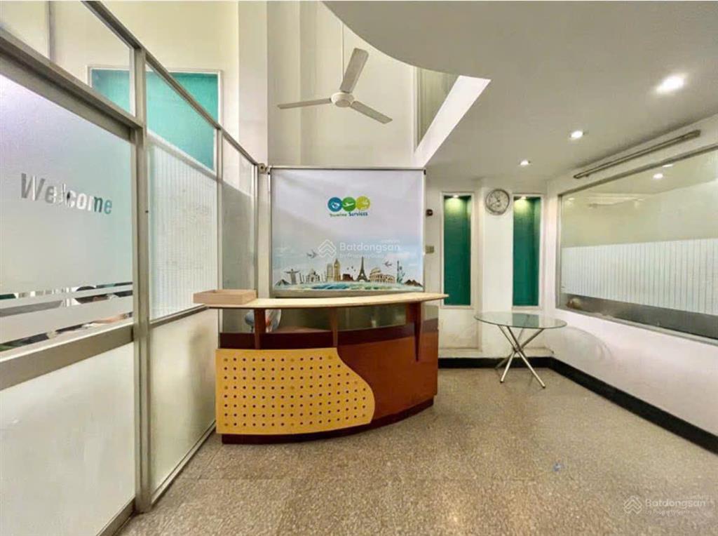 Văn phòng cho thuê mặt tiền đường điện biên phủ, diện tích 96m2 quận 10,  0938 202 ***