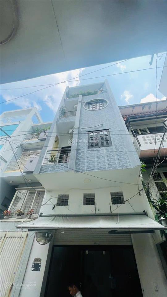 Cho thuê mặt bằng 32m2 hẻm nguyễn bỉnh khiêm quận 1