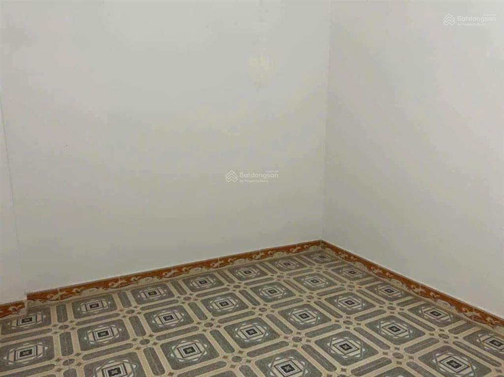 Cách biển chỉ 10 phút đi ô tô. có ngày căn nhà hẻm ô tô vào tận nơi. không có căn thứ 2