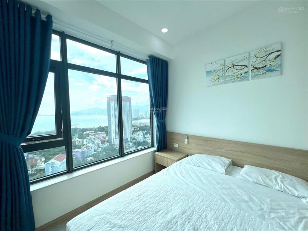 Căn đẹp tầng 34 view biển 2pn 2wc nội thất đầy đủ giá tốt chốt nhanh!