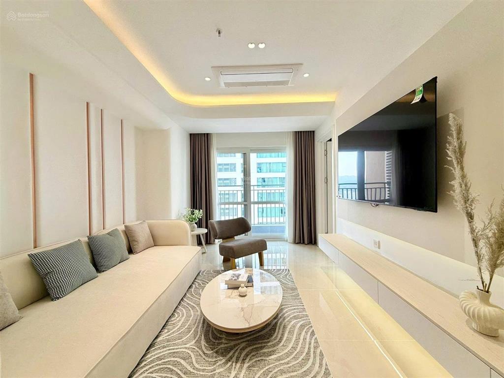 Căn hộ đẳng cấp oc3 tầng 36 căn 14 view thoáng, giá bán không thể bỏ lỡ