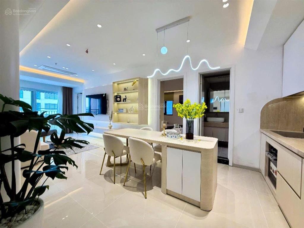 Căn hộ đẳng cấp oc3 tầng 36 căn 14 view thoáng, giá bán không thể bỏ lỡ