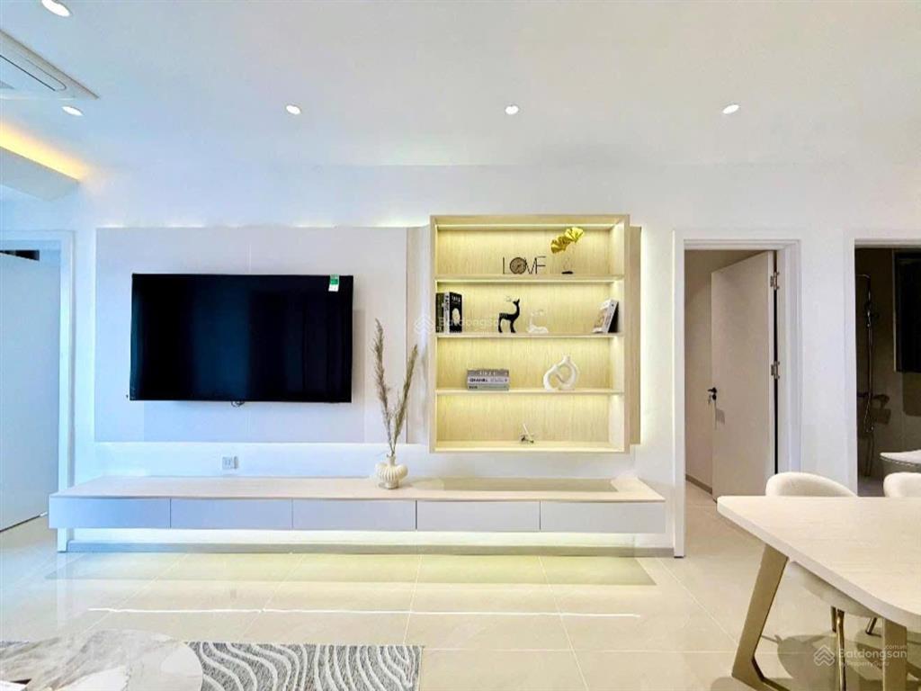Căn hộ đẳng cấp oc3 tầng 36 căn 14 view thoáng, giá bán không thể bỏ lỡ