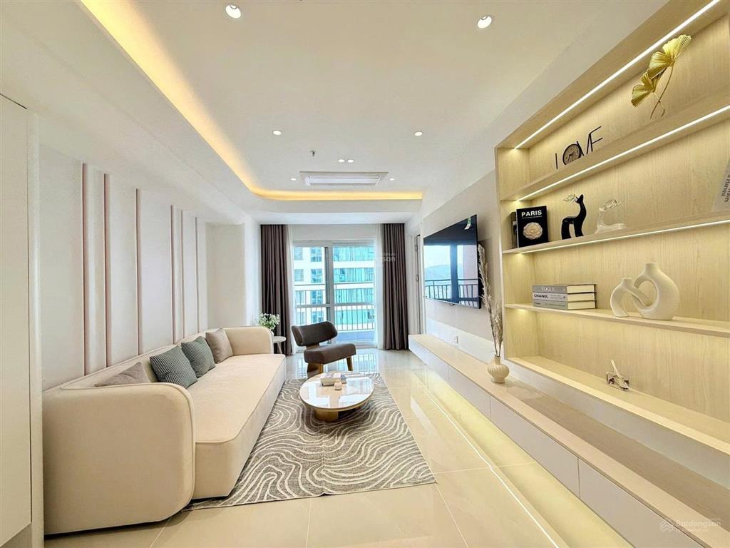 Căn hộ đẳng cấp oc3 tầng 36 căn 14 view thoáng, giá bán không thể bỏ lỡ