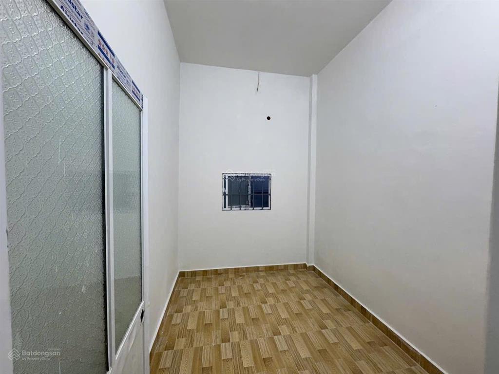 Nhà nguyên căn giá chỉ 8tr  gần biển, ô tô tới nhà, 3 phòng ngủ rộng rãi