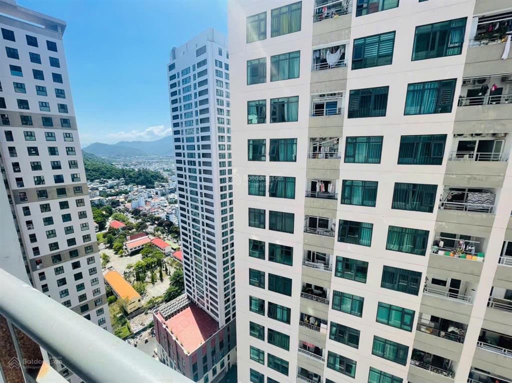 Bán căn hộ view góc biển mường thanh viễn triều giá chỉ 3,45 tỉ full nội thất dòng tiền 180tr/năm