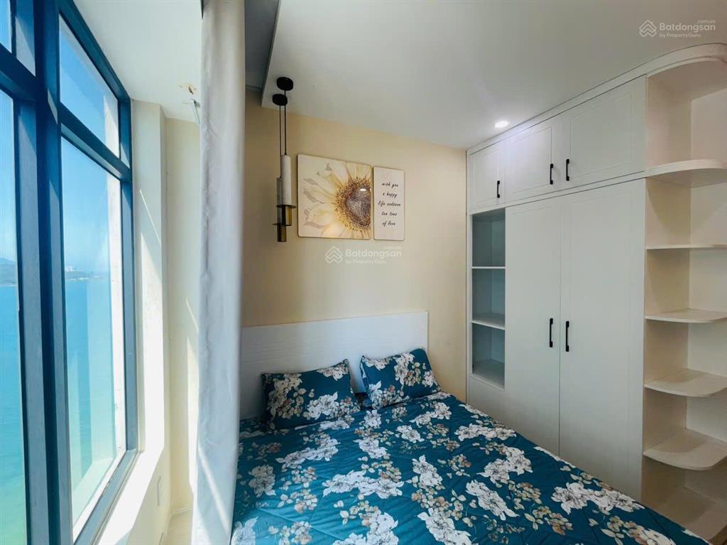 Bán căn hộ view góc biển mường thanh viễn triều giá chỉ 3,45 tỉ full nội thất dòng tiền 180tr/năm