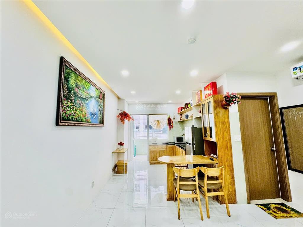 Cho thuê ngắn hoặc dài hạn căn 22 tầng 30 tòa oc1b cách biển chỉ vài bước chân