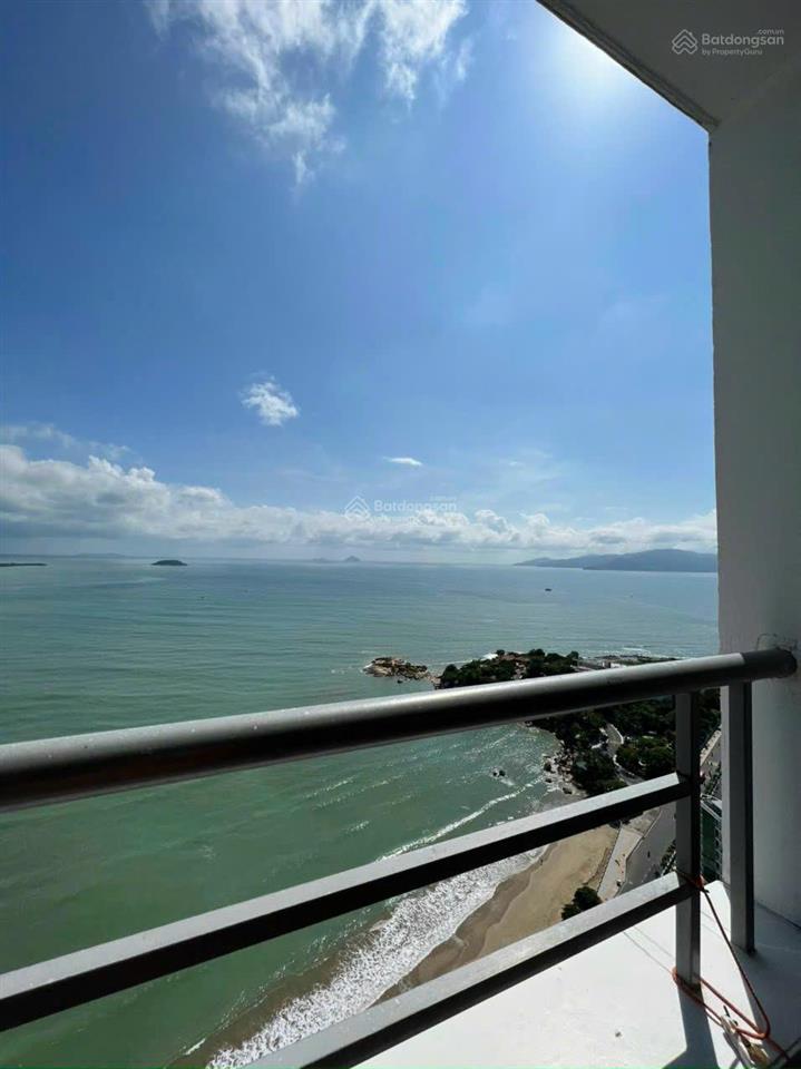Chỉ 4,350 tỷ căn hộ view biển trực diện tầng 34, căn 30, tòa oc2b giá tham khảo tốt trong khu vực