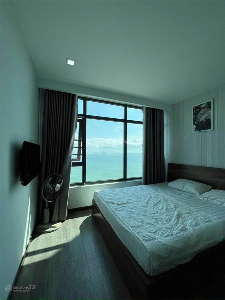 Chỉ 4,350 tỷ căn hộ view biển trực diện tầng 34, căn 30, tòa oc2b giá tham khảo tốt trong khu vực
