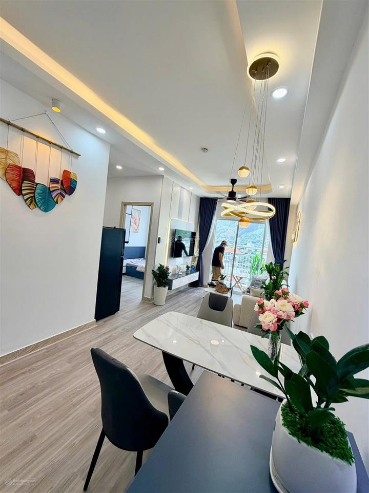 Chỉ 2,350 tỷ  sở hữu căn hộ 2pn full nội thất view núi cô tiên  chung cư hoàng quân