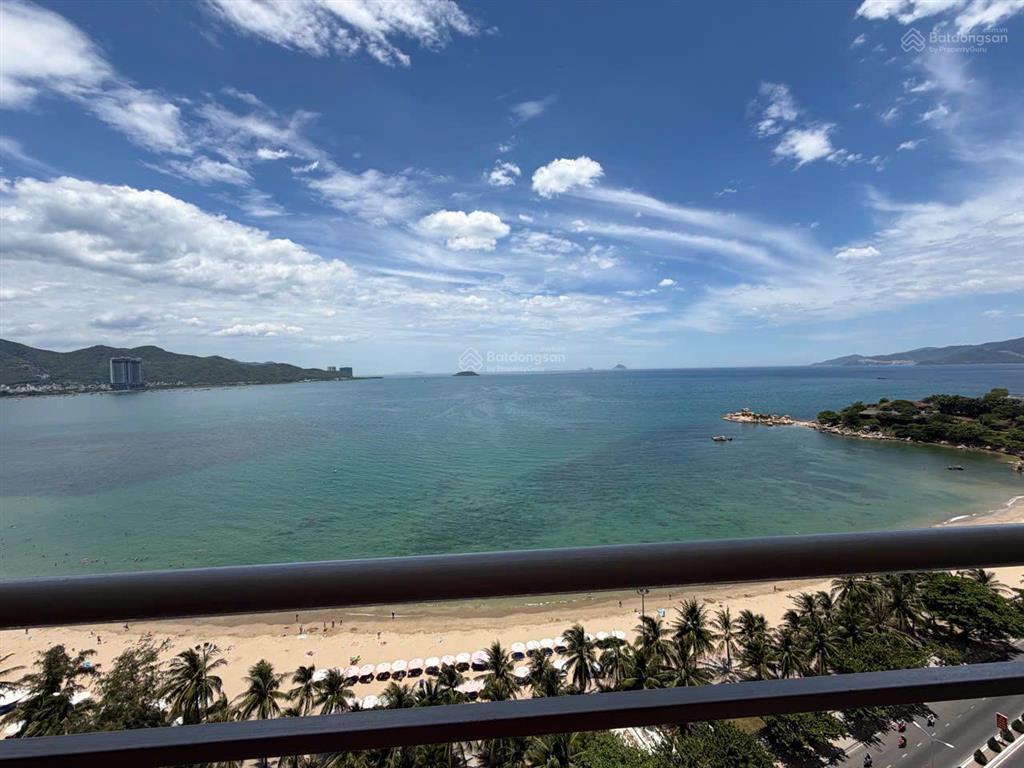 Sống sang bên biển căn hộ 2pn view biển cực đẹp, full nội thất, chỉ từ 17 triệu/tháng!