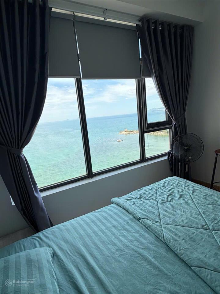 Sống sang bên biển căn hộ 2pn view biển cực đẹp, full nội thất, chỉ từ 17 triệu/tháng!