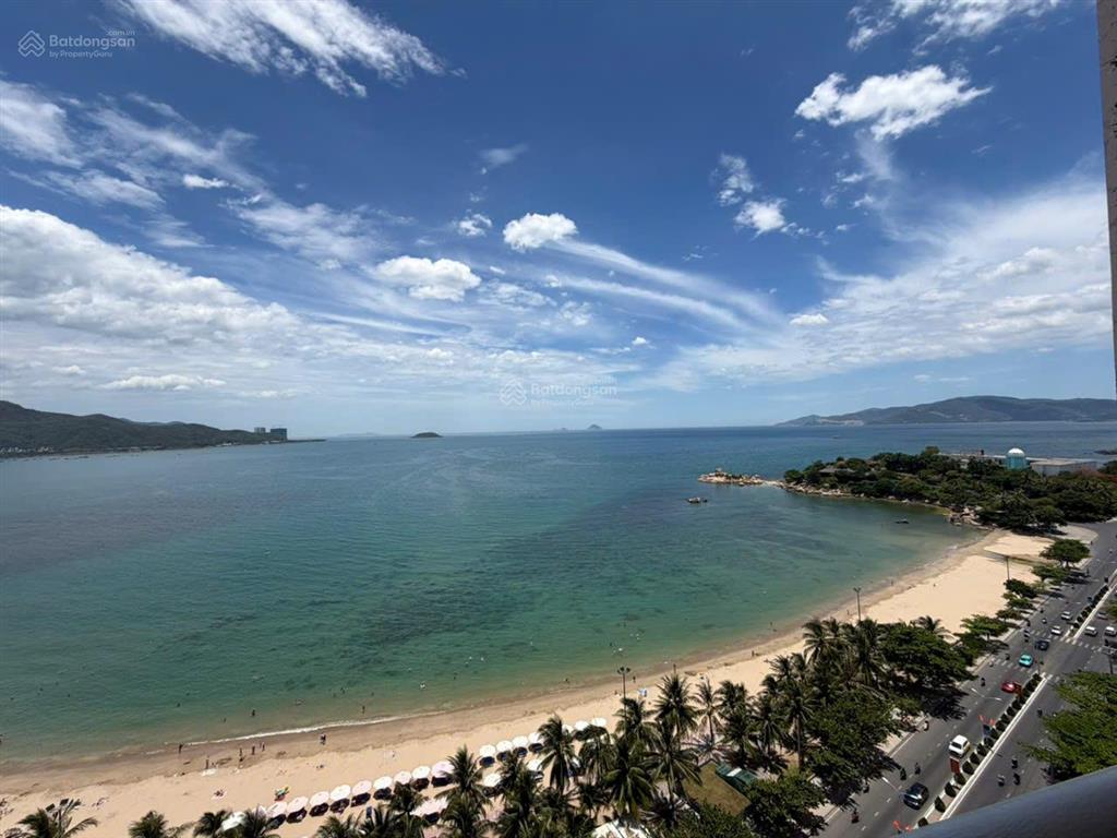 Sống sang bên biển căn hộ 2pn view biển cực đẹp, full nội thất, chỉ từ 17 triệu/tháng!