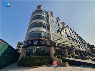 Cho thuê mặt bằng tầng 1  470m2  mt 20m tòa c plus office, cầu giấy