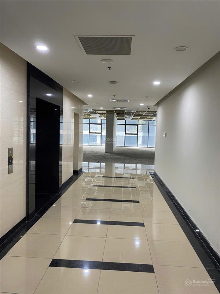 Cho thuê văn phòng discovery complex 302 cầu giấy  chia diện tích linh hoạt