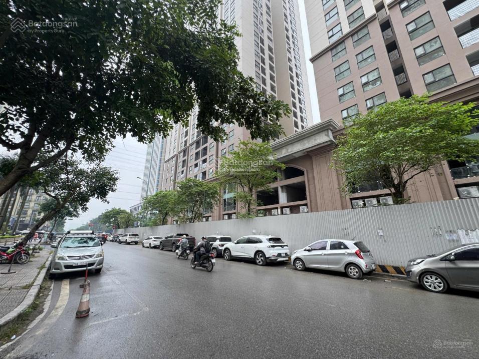 The charm an hưng  cho thuê mặt bằng tầng 1  350m2 tại hà đông