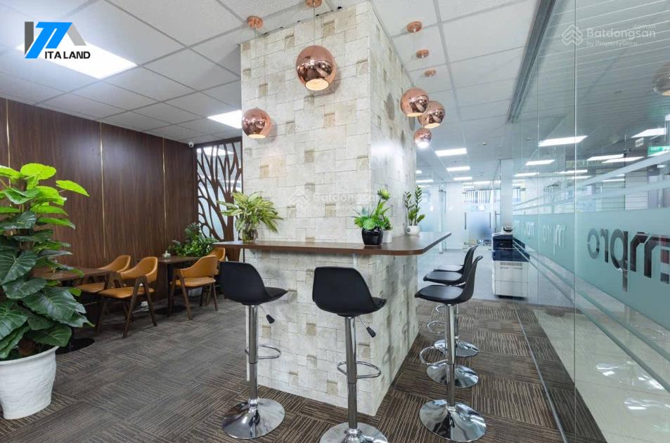 Cho thuê sàn văn phòng 486m2 tại apex tower, mặt đường phạm hùng