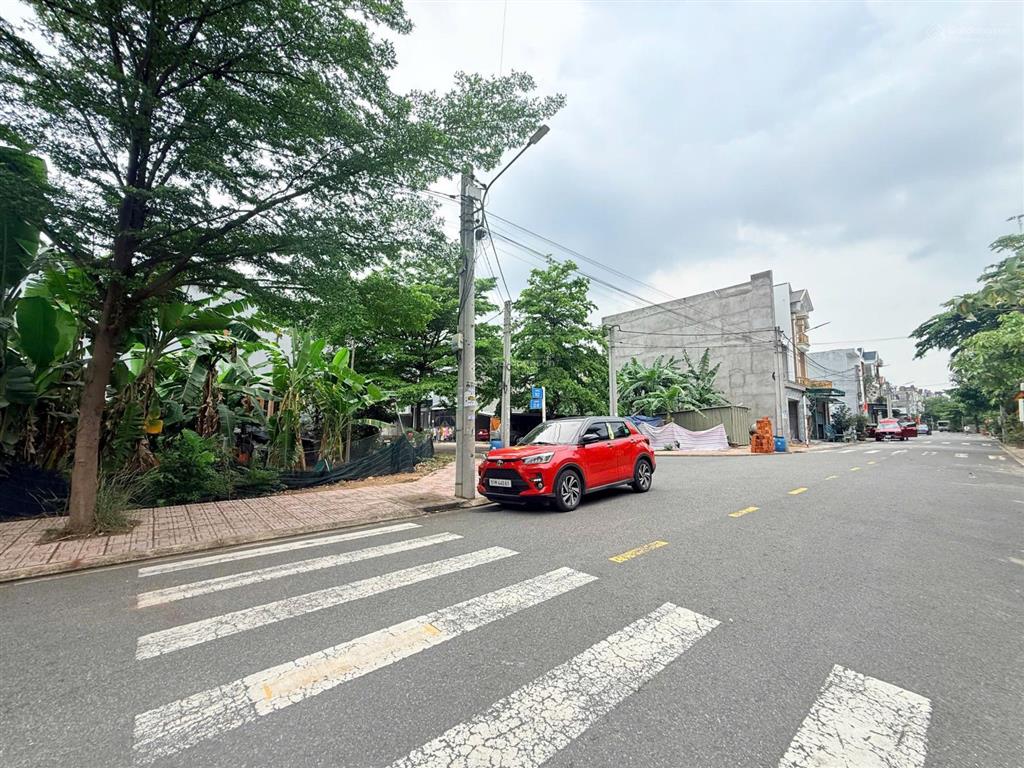 Đất kdc tân đông hiệp 70,4m2 giá chỉ 3 tỷ