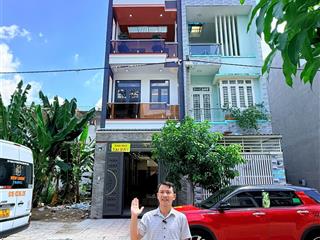 Nhà 1 trệt 2 lầu sát go dĩ an 60m giá 5tỷ2