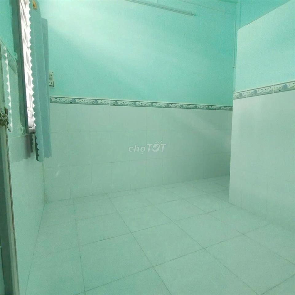 Phòng trọ đường Dương Quảng Hàm - Gò Vấp, 12m2, giá 1.400.000đ/tháng
