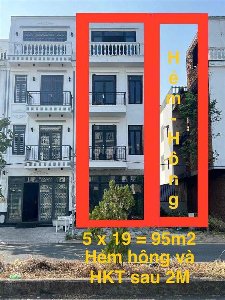 Nhà shophouse 4 tầng kế gốc hẻm hông và hẻm sau lộ 30m Kdc Hồng Loan