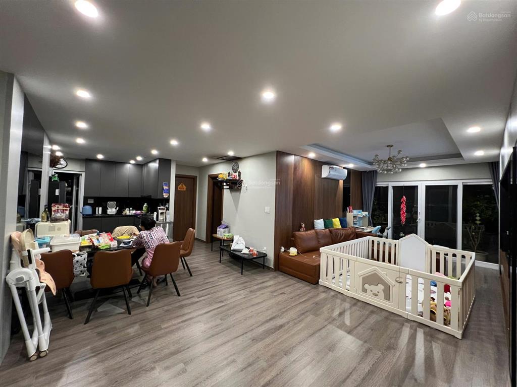 Hot căn cc 136m2 view hồ tây tại chung cư học viện quốc phòng, sẵn sổ cất két