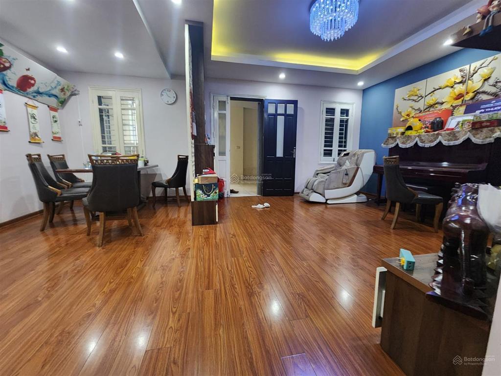 Chung cư 120 hoàng quốc việt  105m2 3pn đẹp long lanh, thêm ban công 35m2 đắm mình với thiên nhiên