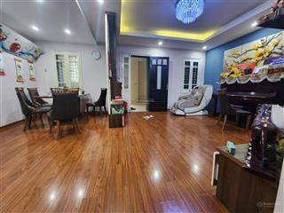 Chung cư 120 hoàng quốc việt  105m2 3pn đẹp long lanh, thêm ban công 35m2 đắm mình với thiên nhiên