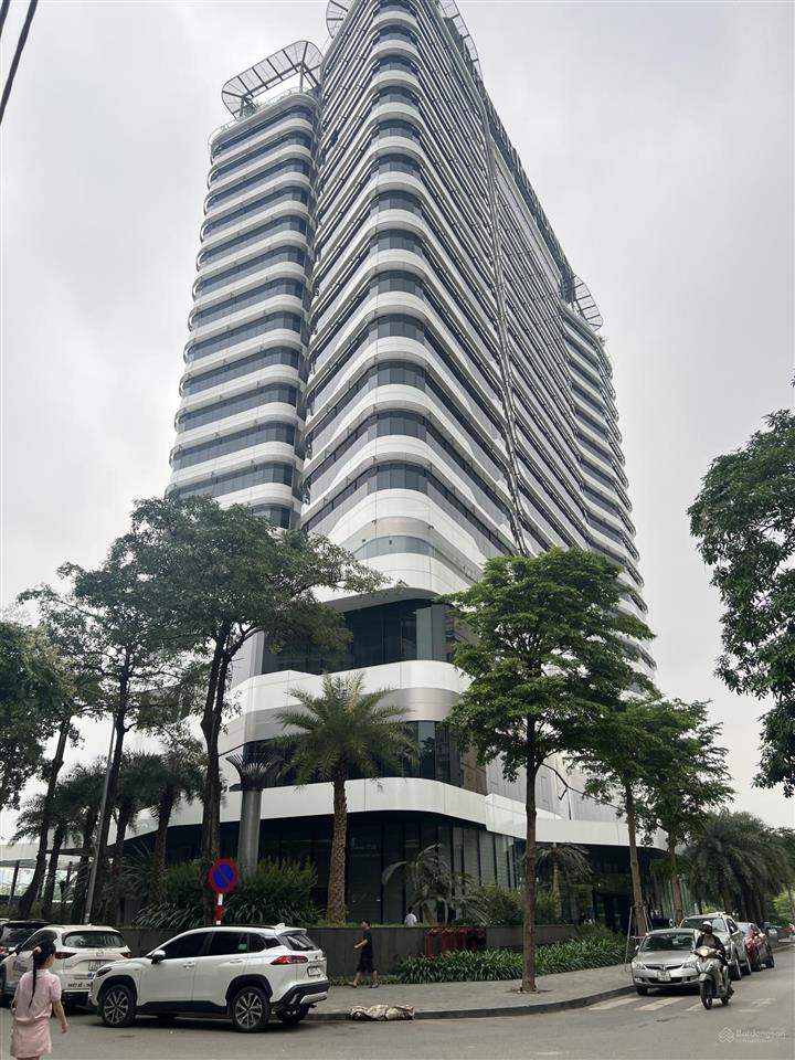 Nhà xuân đỉnh, cạnh hồ, 2 phút ra nguyễn xuân khoát, dt 55m suýt 15 tỷ