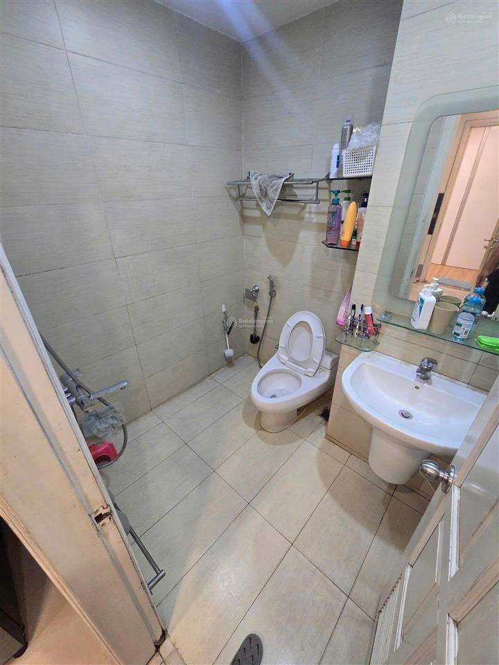 Bán cc căn vip lô góc, 3 mặt thoáng g2 ciputra khu đại gia vip 150m2 15.5 tỷ