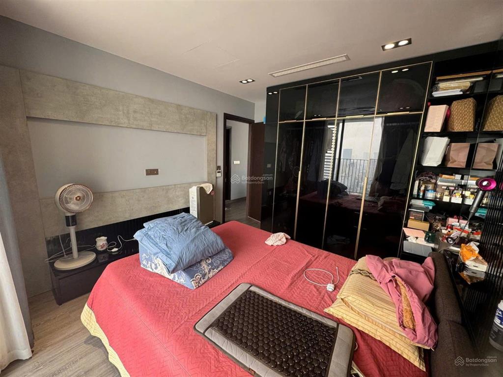 Bán căn chung cư 123m² 3 căn góc, view đẹp tại the park home trần thái tông 17,2 tỷ