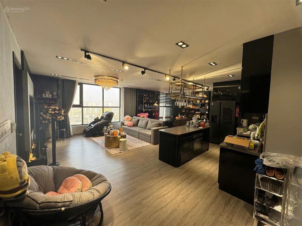 Bán căn chung cư 123m² 3 căn góc, view đẹp tại the park home trần thái tông 17,2 tỷ