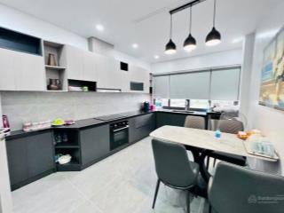 Cho thuê nhà 6 tầng thang máy phố trích sài đẹp long lanh, full nội thất giá 25tr/tháng
