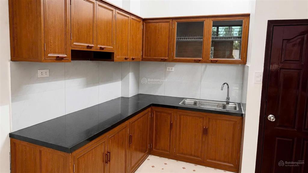 Cho thuê nhà 5 tầng, nguyễn phong sắc, cầu giấy giá 17tr/tháng vào ở ngay