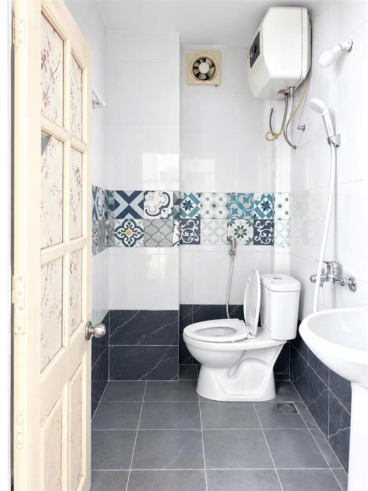 Cho thuê nhà mặt phố trần quốc hoàn, cầu giấy 35tr/tháng